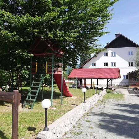 Guesthouse Arnika Fužine Dış mekan fotoğraf